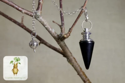 joli pendule cône en obsidienne noire