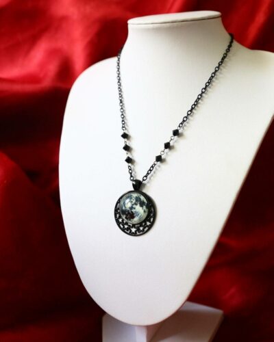 Collier Pleine Lune gothique Noir