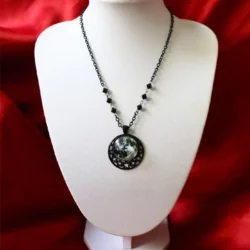 Collier Lune Style gothique Noir