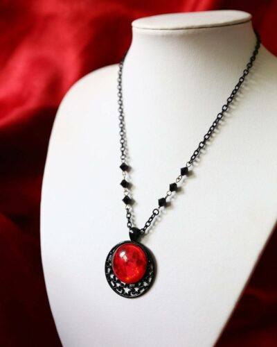 Collier Pleine Lune gothique Rouge